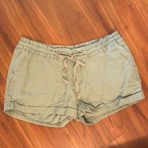Green linen shorts